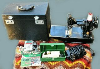 Rare Vintage Singer Featherweight 221 Sewing Machine,  Case Foot Pedal Threader