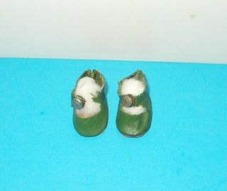Vintage Vogue 8 " Ginny Doll Green Center Snap Fuzzy Sole Shoes 1950s