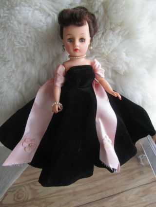 Vintage Vogue 7517 Black Velveteen Gown - For 10 1/2 " - Pink Full Slip - Pearls - 1957