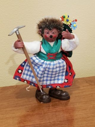 Handmade Vintage Austrian Peter Figuren " Skiing Hedgehog " Doll/figurine Tag/3.  5 "