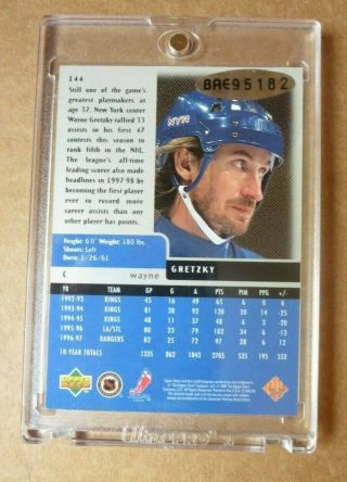 1997/98 Wayne Gretzky Black Diamond Auto Hard signed 51/99 - RARE 2
