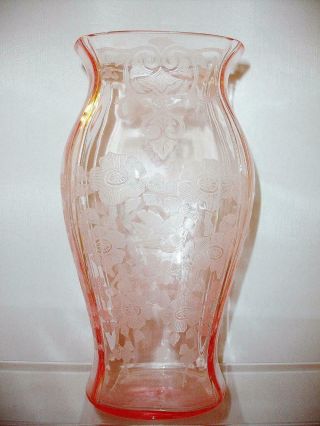 Very Rare Cambridge Pink Apple Blossom Vase Shape Unlisted In Pink