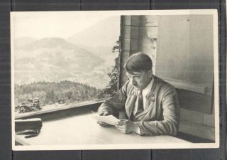H0835 Deutsches Reich Adolf Hitler Reading Wwii Rare Photographs Cigarette Cards