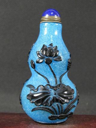Fine Chinese Mandarin Duck Lotus Flowe Carved Peking Overlay Glass Snuff Bottle 3