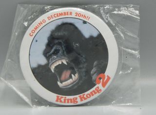 1986 Vintage King Kong Lives Japanese Pin Movie Badge Button Japan Rare