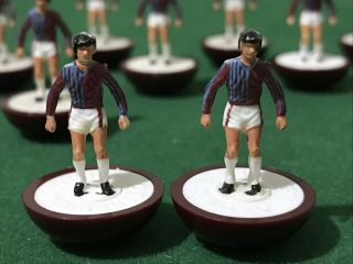 Subbuteo Lw Team - Aston Villa Ref 658.  Lovely ‘80s Kit.  Rare