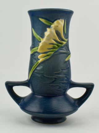 Rare 7.  25” Antique Roseville Pottery Blue Freesia Vase 119 - Wt16