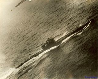 Press Photo: Rare British Aerial View Kriegsmarine U - Boat Sailing To Surrender