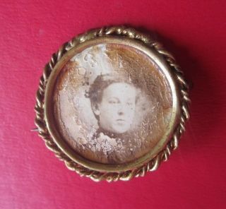 Antique Victorian Gold Plated Mourning Brooch Picture Pin Art Nouveau C Clasp