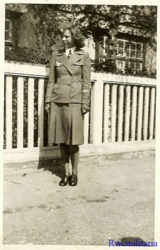 Port.  Photo: RARE Female Uniformed Wehrmacht Helferin Blitzmädel w/ Cuff Title 2