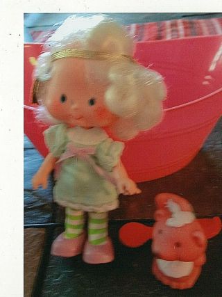 Strawberry Shortcake Doll Of Angel Cake And Her Pet Skunk.  1980 