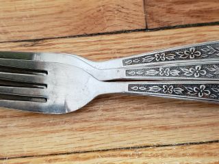 3 ANTIQUE VINTAGE COLLECTABLE ROGERS CO STAINLESS STEEL FORKS 7.  25 