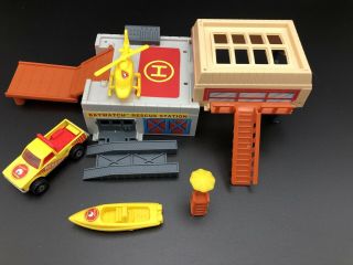 1995 Rare In Uk Hot Wheels Baywatch Rescue Station Sto And Go