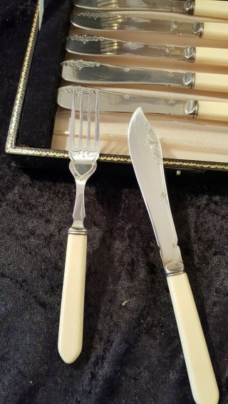 Vintage James Ryals set of 6 Fish Knives & Forks in Presentation Case 3