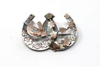 A Antique Victorian Sterling Silver 925 & Gold Double Horse Shoe Brooch 27221