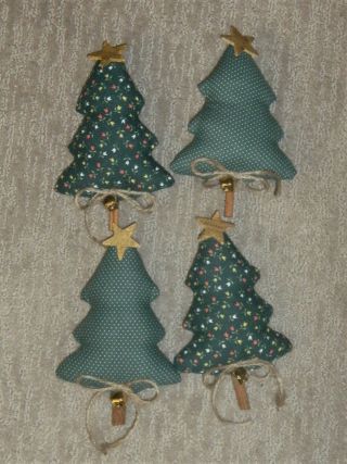 Handmade Set Of 4 Primitive Fabric Christmas Trees Ornies/bowl Fillers