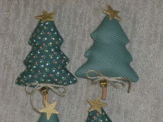 Handmade Set of 4 Primitive Fabric CHRISTMAS TREES Ornies/Bowl Fillers 2