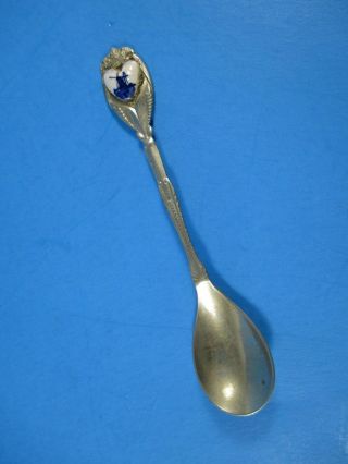 Vintage Souvenir Spoon Holland Heart - Shaped Delft Blue Windmill Spoon 4.  5 " Vs7