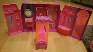 Barbie Folding Dolls House Carry Handle Castle Bedroom Rare