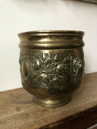 Large Vintage Brass Planter With Lion Handles 10.  5” High X 9.  5” Across
