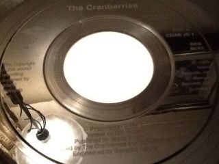 The Cranberries.  Promises (edit) / The Sweetest Thing.  Rare 7 " Jukebox 1999