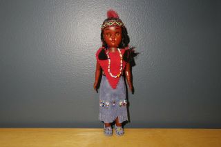 Vintage Native American Doll W/ Baby 7.  5 " Tall - Blue Dress Red Shawl - Used/gc