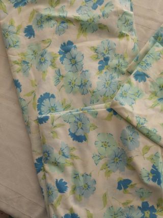 Vintage Full Size Flat Sheet & 2 Matching Pillow Cases Blue Floral Pennpress