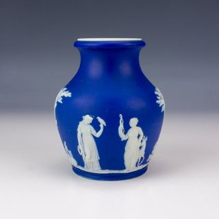 Antique Wedgwood White On Cobalt Blue Jasperware Vase - Slight Damage But Lovely