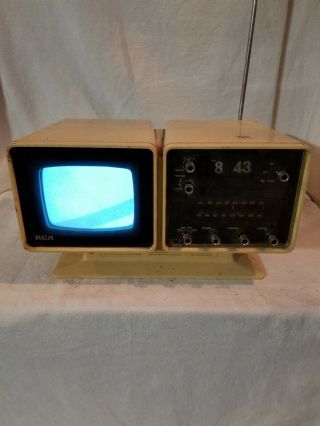 Vintage Rca Lunar 1 Tv Radio Flip Number Clock Tube Television White 1975 Rare