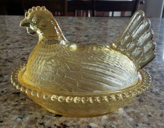 Rare Yellow Topaz Indiana Glass Hen On Nest