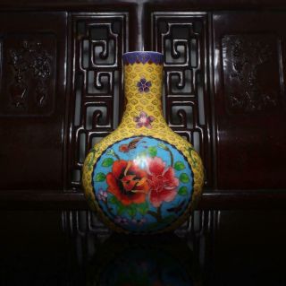 Chenghua Signed Old Rare Cloisonne Chinese Porcelain Flower Vase