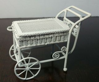 1:12 Dollhouse Miniature White Victorian Garden Cart
