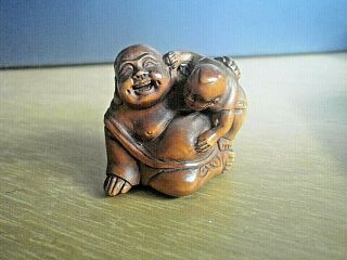 Hand Carved Wood Netsuke Monk Or Buda With Child Collectable Figure