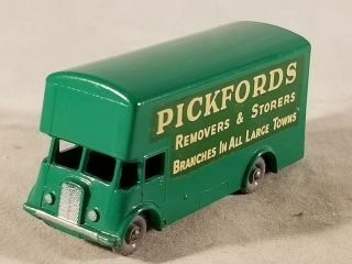 Matchbox 46 Pickford Removal Van - Green Body W/ Gray Plastic Wheels - Nm Rare