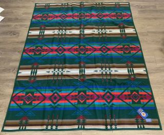 Rare Pendleton Woolen Mills Beaver State Indian Blanket Robe Colorful 64x80