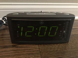 Ge Clock Radio 7 - 4853c Huge Green Digital Display Dual Alarms Am/fm