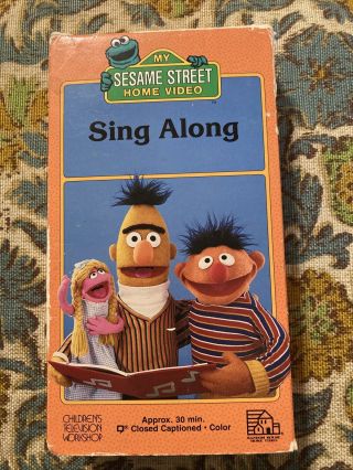 Sesame Street Sing Along VHS 1986 RARE Educational Music Bert Ernie 3
