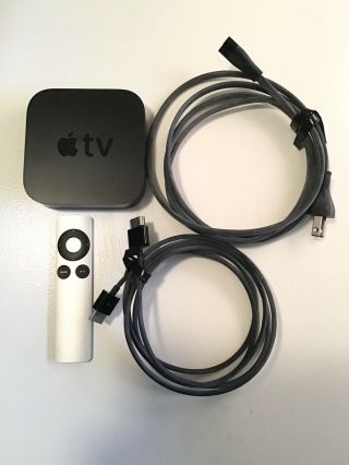 Apple Tv 3rd Generation Rarely W/remote & 2 Connecting Cables