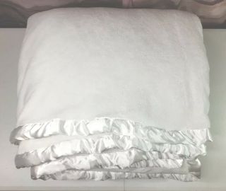 Rare Simply Shabby Chic White Satin Trim Thick Plush Full/queen Blanket