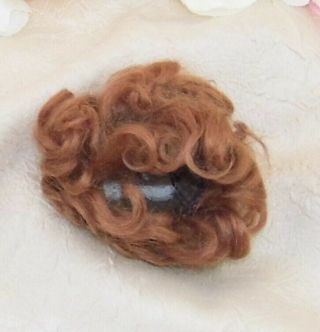 VINTAGE MOHAIR size 6 Strawberry blonde DOLL WIG short curly Old stock 2