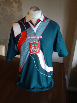 Wales 1995 Umbro Away Shirt Large Adults Rare Old Vintage Cymru