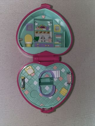 Polly Pocket 1991 Vintage Bath time Fun Ring And Case Complete.  See Pictures 2