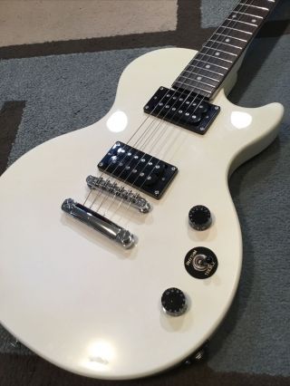 2008 EPIPHONE LP SPECIAL II RARE ARCTIC WHITE AND SETUP PLAYS HOT 2