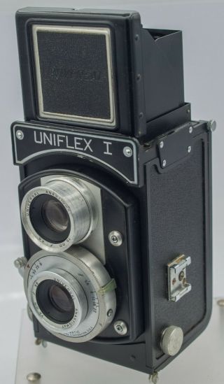 Rare - Universal Uniflex I 120 Film Tlr Camera W/ 75mm F5.  6 Prime Lens