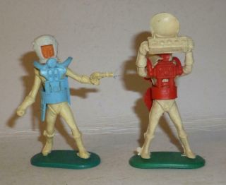 Two Cherilea Vintage Plastic Rare Spacemen From The 1970 
