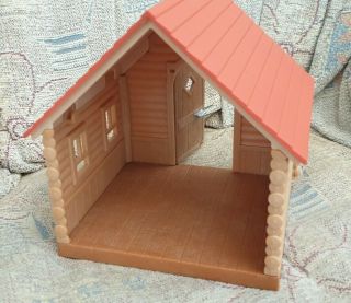 SYLVANIAN FAMILIES Mini house / log cabin from top of Tree house spares Calico 2