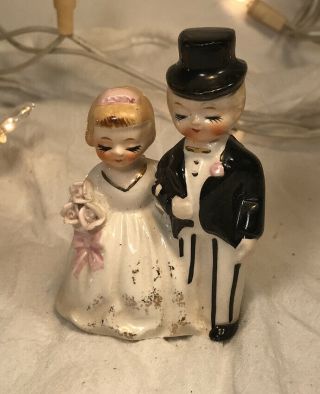Vintage Porcelain Bride And Groom Cake Topper Figurine Japan