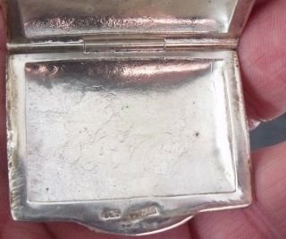 A VINTAGE STERLING SILVER PILL,  PATCH BOX,  LONDON IMPORT MARKS. 3