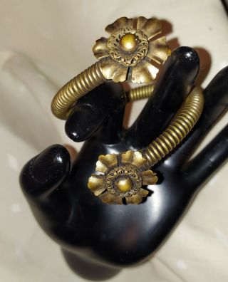 Striking Unique Antique Art Deco Bendable Bracelet With Flowers