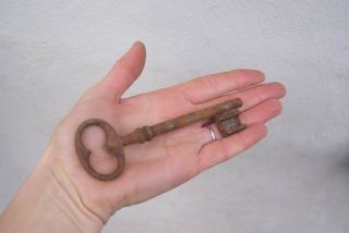 Antique French Key Large Iron Chateau Cabinet Cupboard Gate Door Rusty 12 Cm